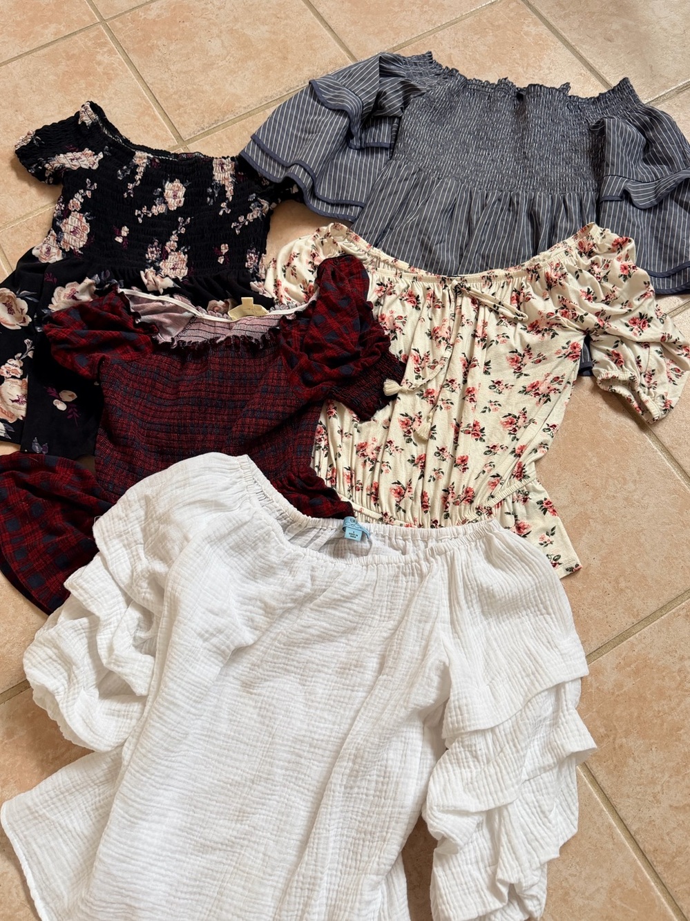 Bundle of 5 women’s tops, CeCe & more, Off-Shoulder stretch Blouses